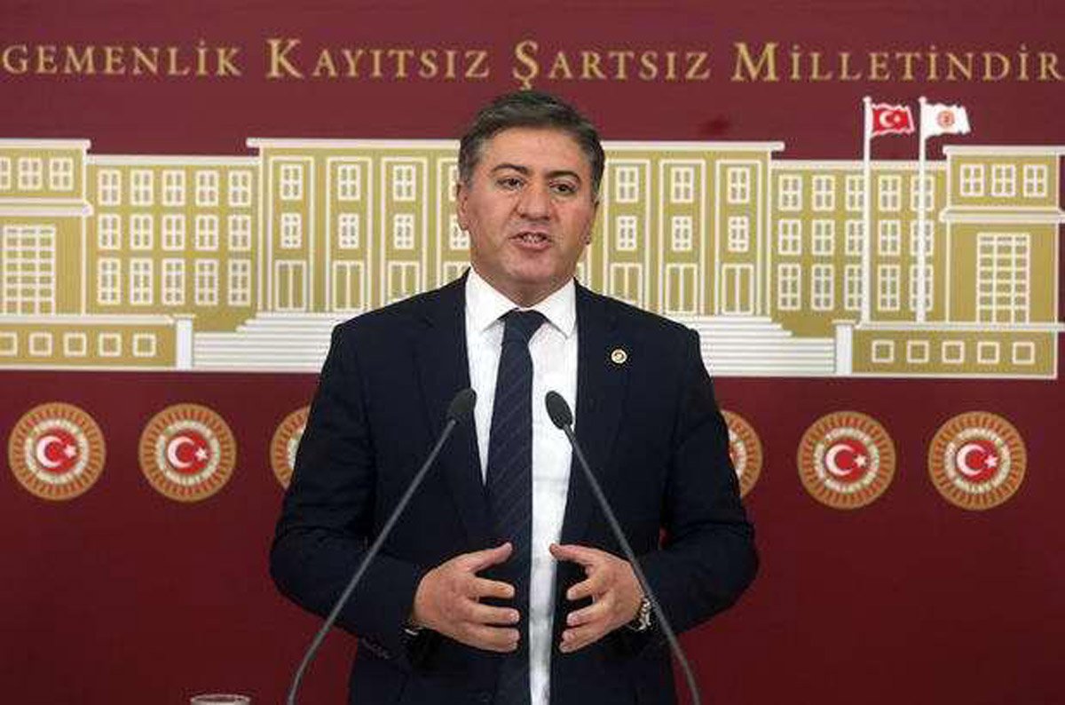 PTT’yi zarara uğratan bürokratlar terfi etti! 4 PTT’yi zarara uğratan bürokratlar terfi etti!