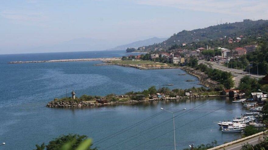 36 yıllık Balıkçı Barınağı’nı CHP’li belediyeden aldılar