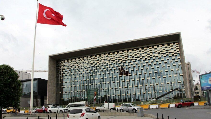 Atatürk Kültür Merkezi’nin ön cephesi ortaya çıktı