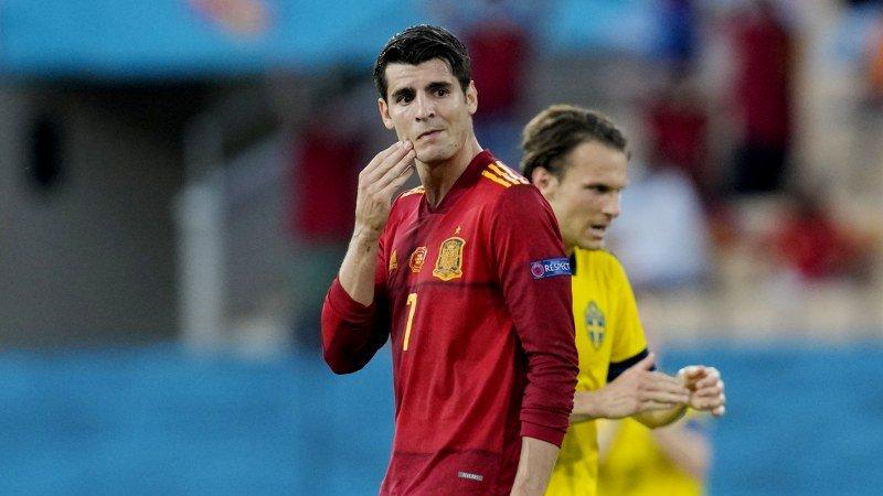 İspanya – İsveç maçına damga vuran pozisyon… Alvaro Morata kaçırdı
