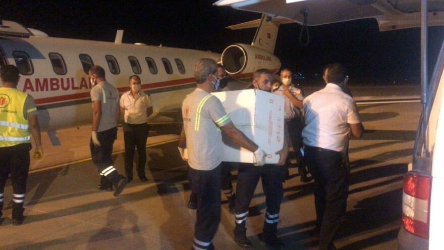 Türkiye’nin gönderdiği 26 bin doz corona aşısı KKTC’ye ulaştı