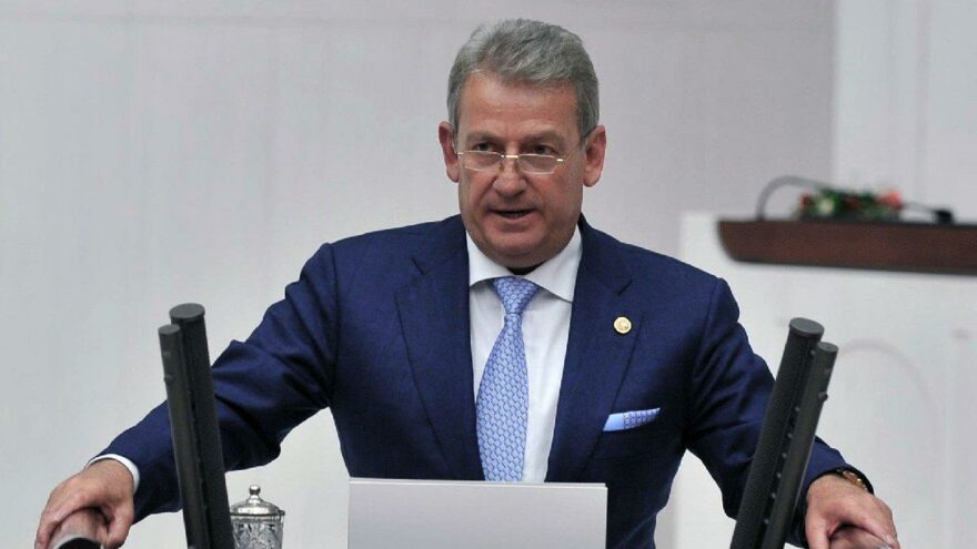 CHP’li Haluk Pekşen’in evini gözetleyen şüphelide sahte ‘İçişleri Bakanlığı’ kimliği çıktı