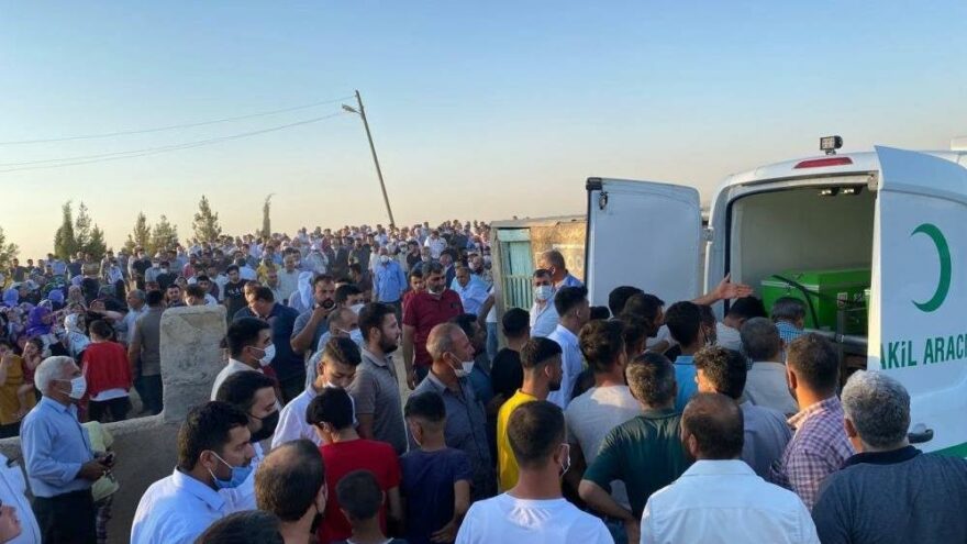 Sulama kavgasında ölen baba ve 2 oğlu yan yana defnedildi