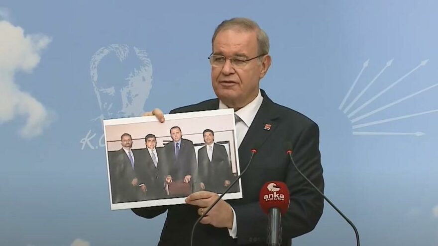CHP’li Öztrak Erdoğan’ın o fotoğrafını gösterip sordu: Levon Termendzhyan nasıl Lev Aslan Dermen oldu?