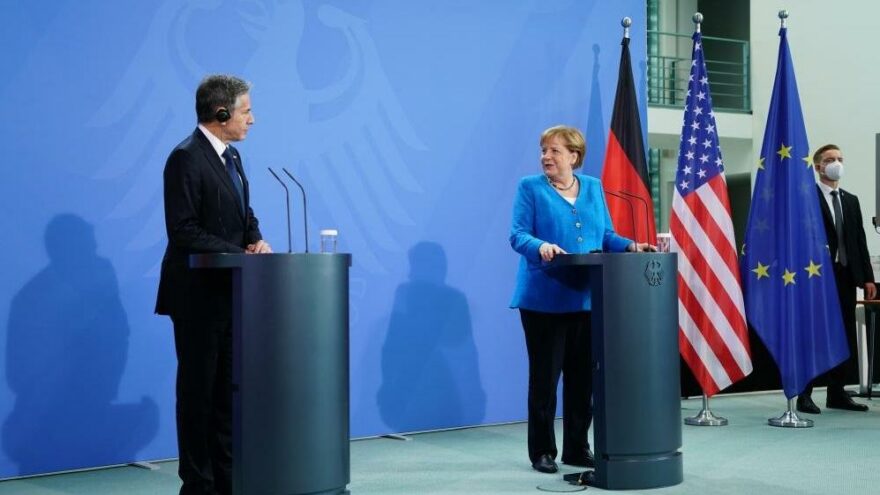 Merkel: Libya halkının geleceği hakkında karar vermeli