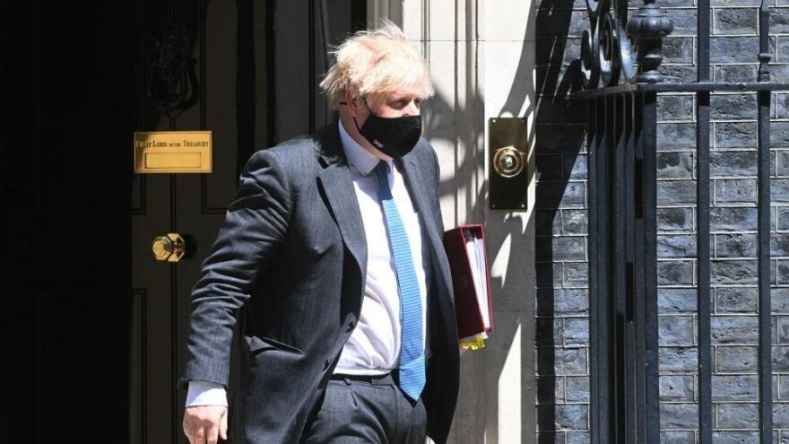 Johnson: Seyahat kuralları gevşetilebilir