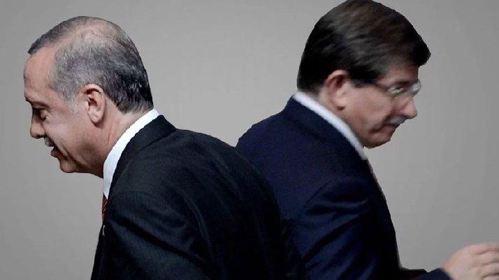 Davutoğlu’ndan Erdoğan’a çok sert tepki: Sizde o yüz var mı?
