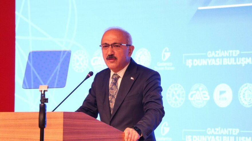 Elvan: İkinci çeyrekte yüzde 20 büyüme bekliyoruz