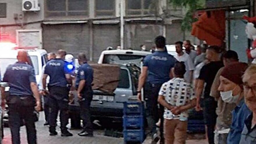 Balkondan husumetlilerine kurşun yağdırdı