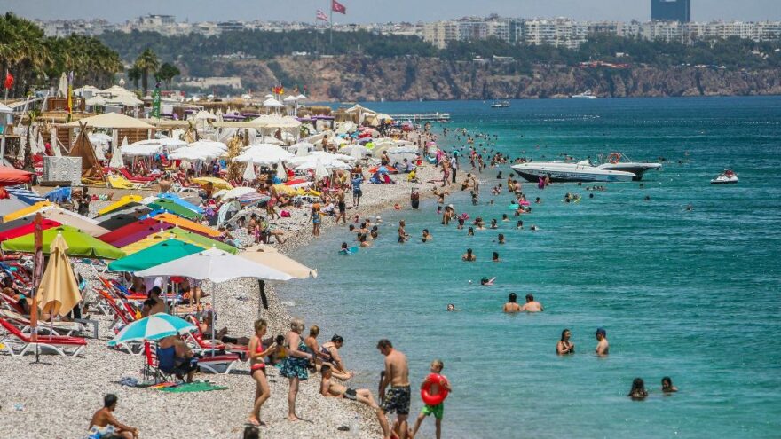 Son kısıtlama öncesi sahile akın