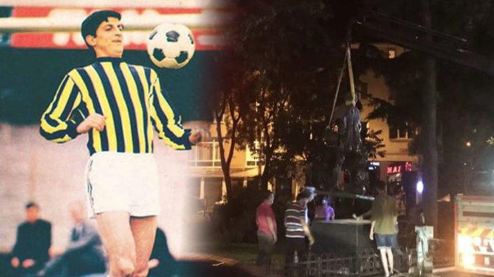 Kadıköy’e bir heykel daha: Sinyor Can Bartu