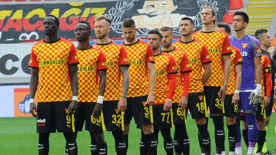 Göztepe’de yaprak dökümü