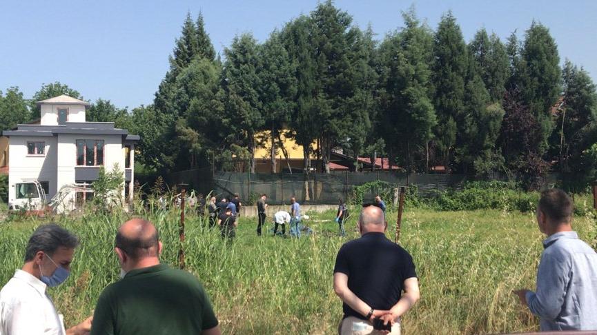 Köpeğin ağzında insan uzvu görülünce araştırmada biri kadın 2 ceset bulundu
