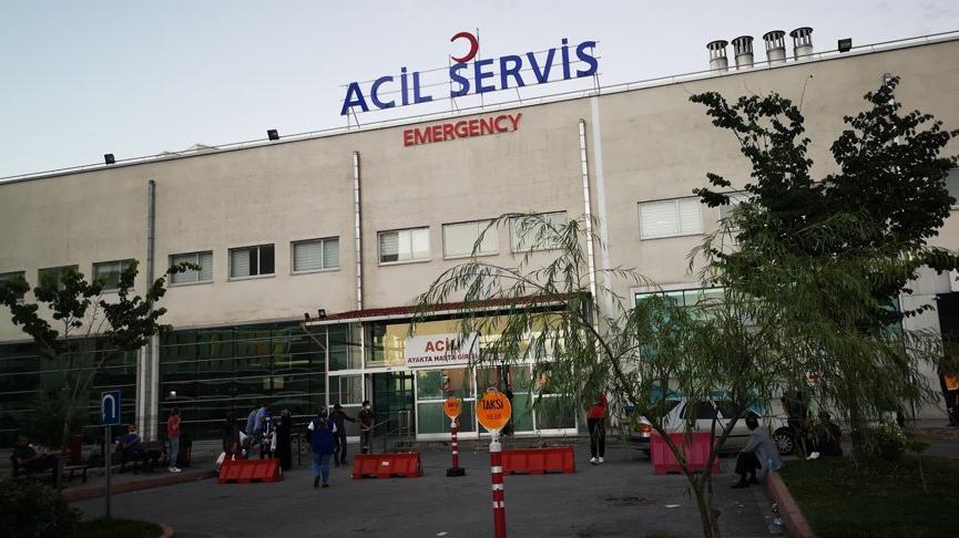 Tekstil fabrikasında çalışan 55 işçi yemekten zehirlendi