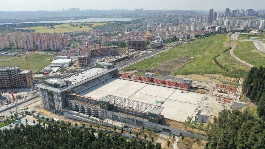 Milyarlık arazide at binip ok atacaklar