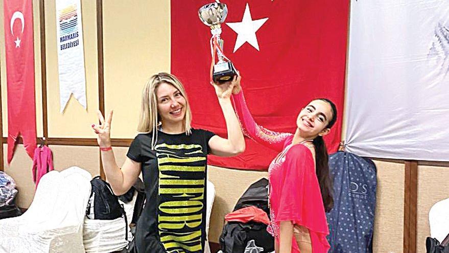 13 yaşındaki Nisa başarıya koşuyor