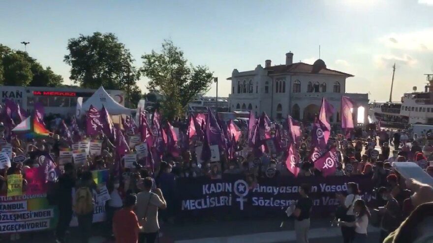 Kadınlardan İstanbul Sözleşmesi eylemi
