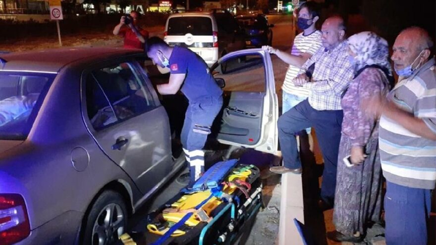 İki araç kafa kafaya çarpıştı! Yaralılar var