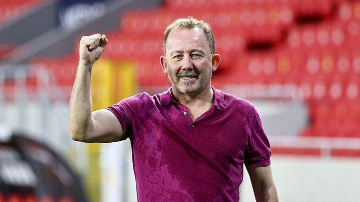 Sergen Yalçın’ın altyapı gözdeleri! 9 ismi A Takım kampına davet etti…