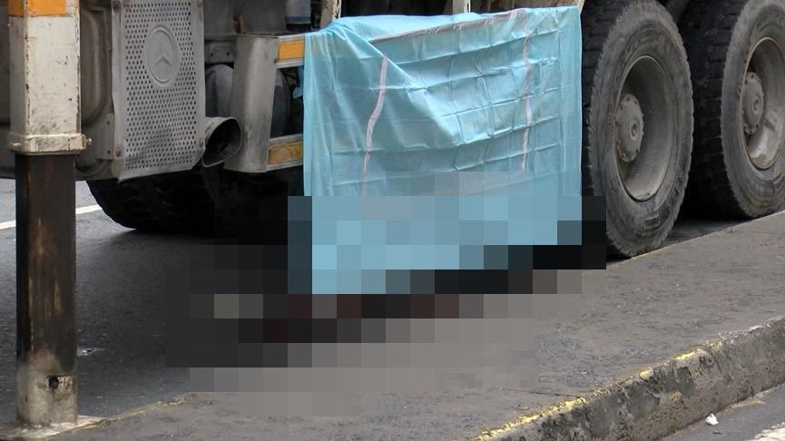 Feci kaza! Beton mikseri altında kalan kadının bacağı koptu
