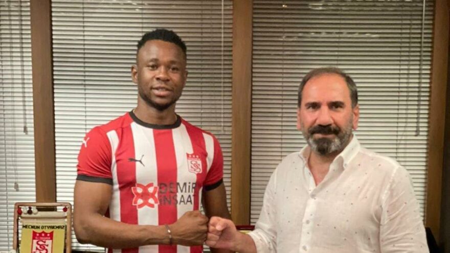 Sivasspor, Leke James’e imzayı attırdı