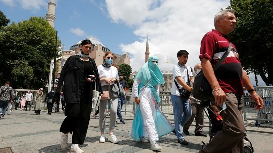 Reuters: Corona yasağı olmaması ve ucuz fiyatlar Arapları Türkiye’ye çekiyor