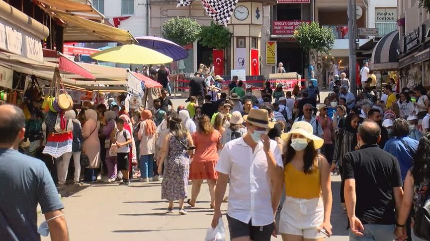 İstanbullular akın etti! Tedirgin eden yoğunluk