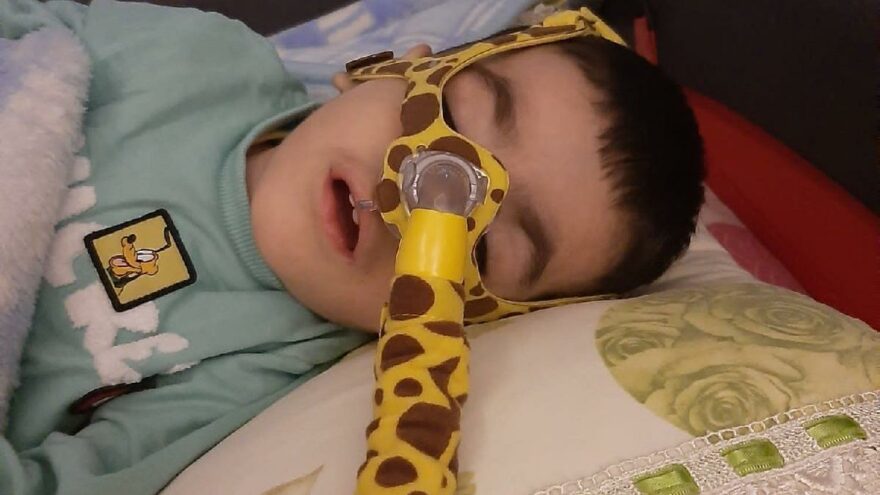 SMA hastası Beyazıt’ın tedavisi için zaman daralıyor