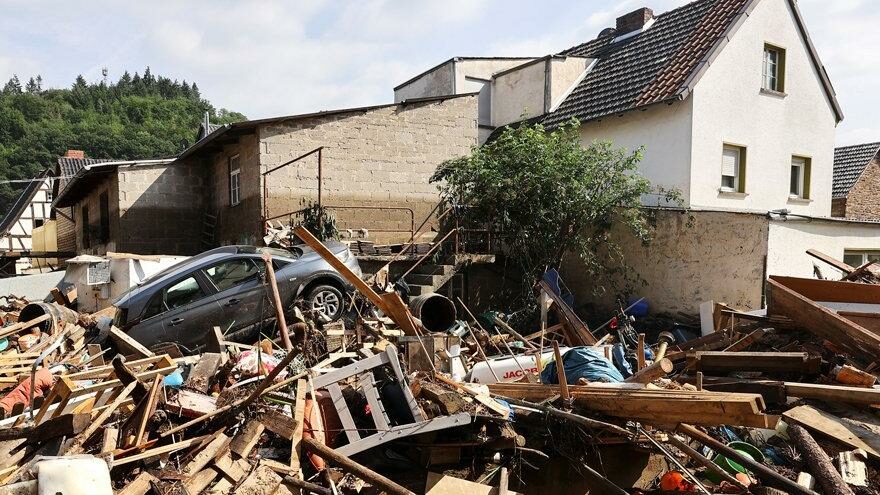 Almanya’da sel felaketinde ölü sayısı artıyor