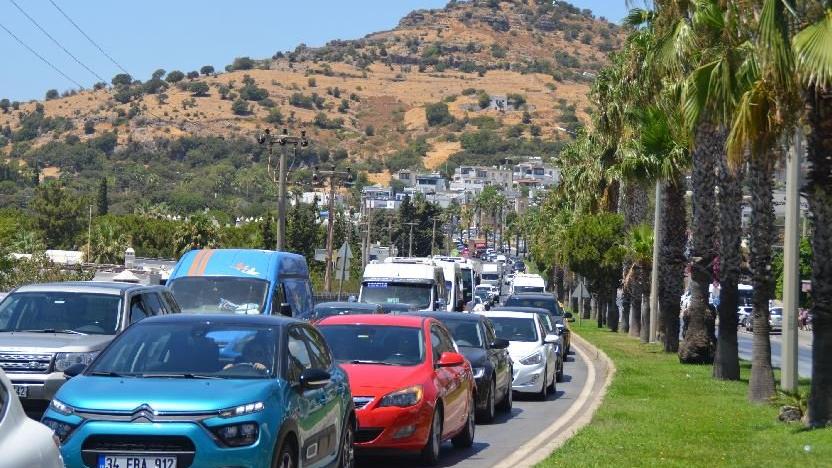 Bodrum’a 1 haftada 140 bin araç giriş yaptı