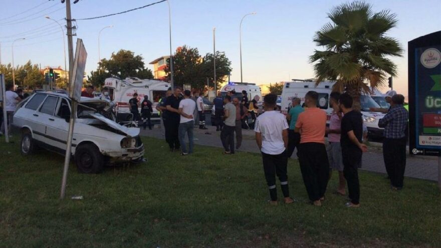 Ambulans kaza yaptı! Ölü ve yaralılar var… Bakan Koca’dan açıklama