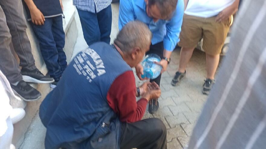 Ekmek teknesini kurtarmak isterken canından oluyordu