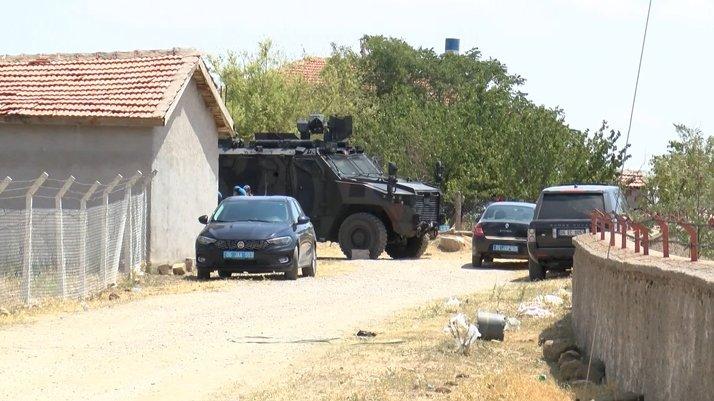 Eşiyle barışmak için gitti… Dehşet saçtı
