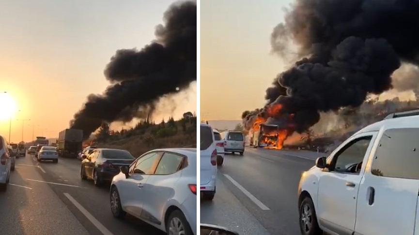 Tarsus’ta yolcu otobüsü yandı