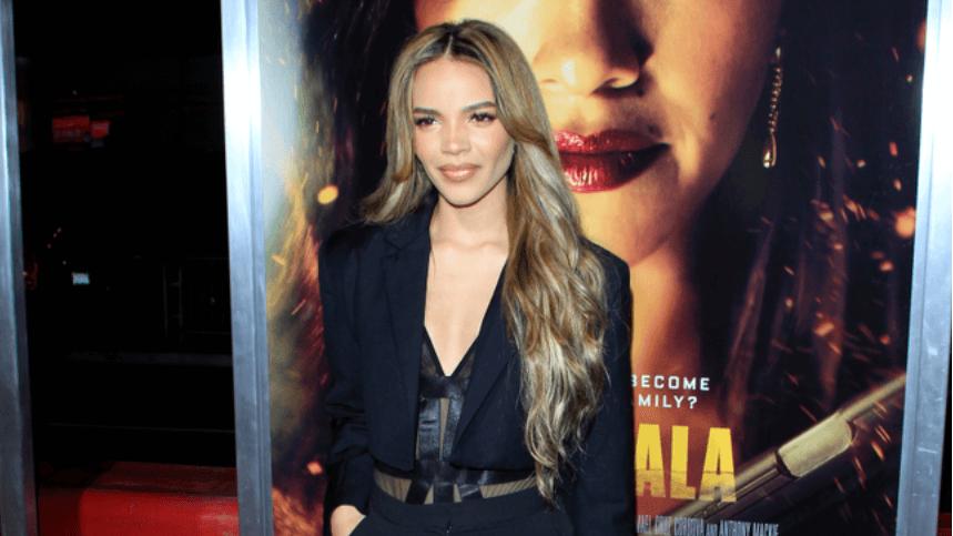 DC Comics’in yeni süper kahramanı belli oldu: Batgirl rolünü Leslie Grace kaptı