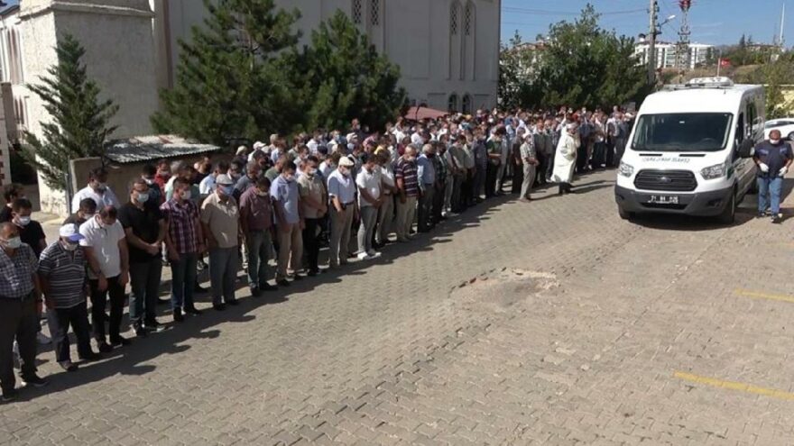 Bir aile yok oldu