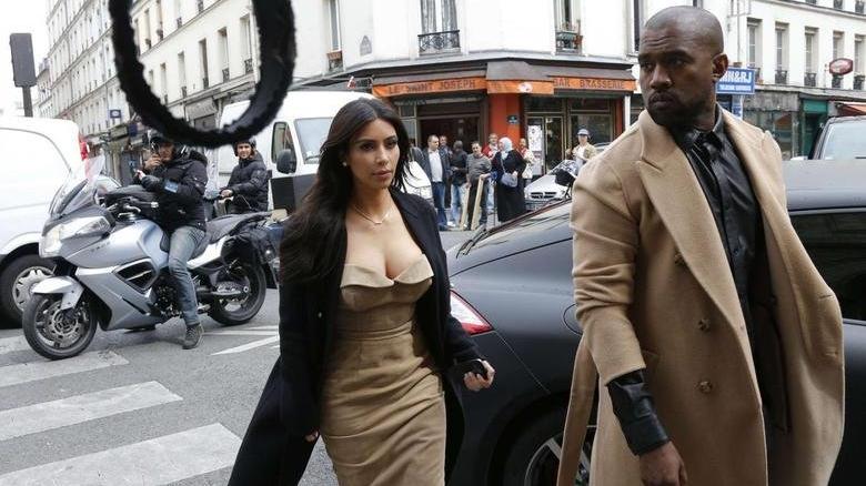 Yeni albüm tanıtımında Kanye West’e eski eşinden ve çocuklarından destek