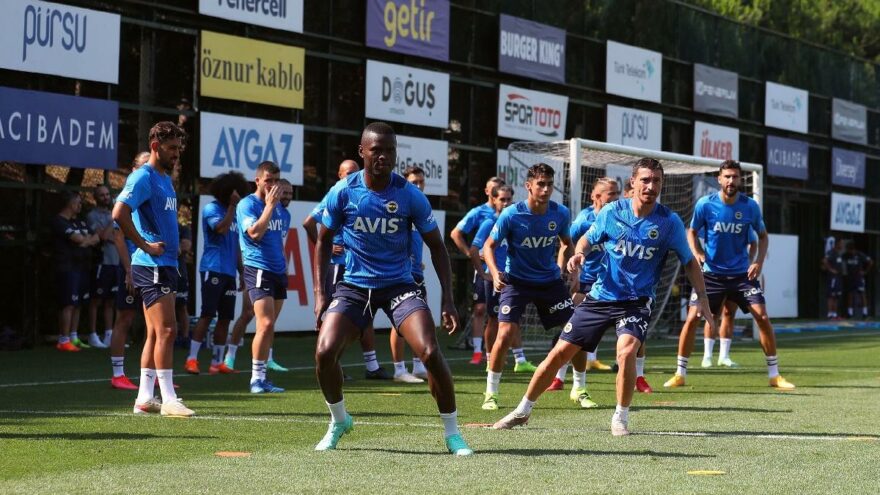 Yarınlar Fener’in… Sarı lacivertlilerin kadrosu gelecek için umut veriyor