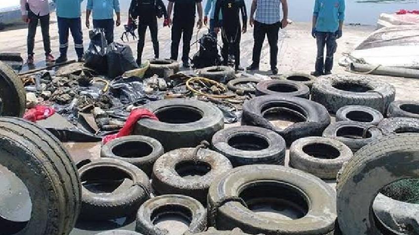 Denizden traktör tekeri de çıktı, klozet de