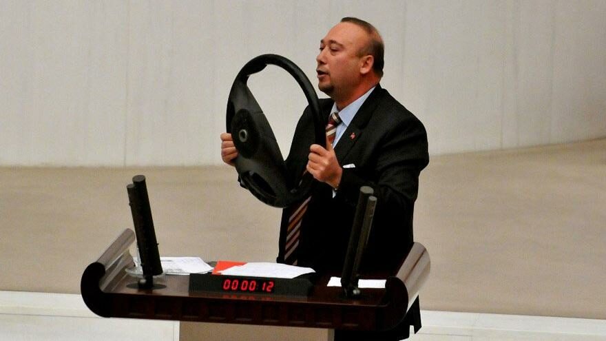 Meclis’te peynir de var, direksiyon da
