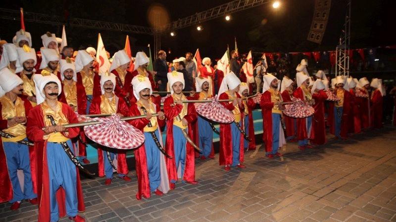 Milyonluk mehter ihalelerinin abonesi oldular