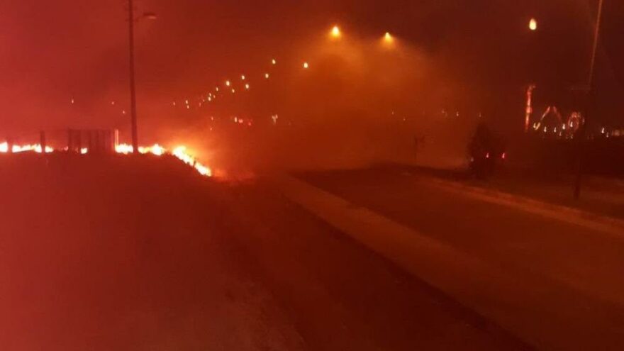 Anız yangını korkuttu! 4 kişi dumandan zehirlendi