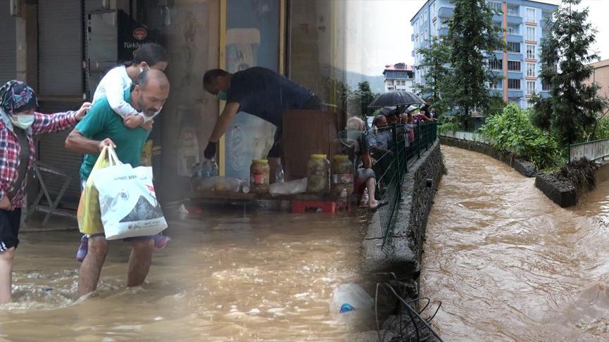 Artvin’de yağış etkili oluyor! İlçe yine sele teslim