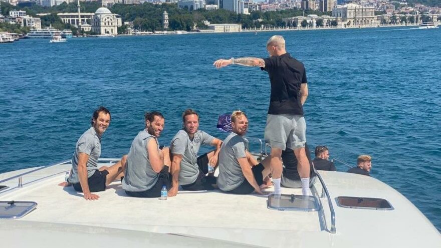 PSV’li oyuncular İstanbul Boğazı’nı gezdi