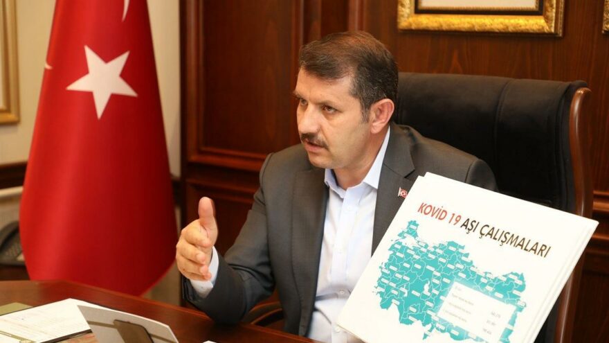 Vali uyardı: Bu şekilde devam ederse aşı olmayanlarla ilgili farklı adımlar atılabilir