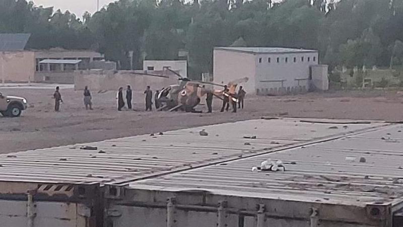 Afgan ordusuna ait helikopter teknik arıza nedeniyle acil iniş yaptı