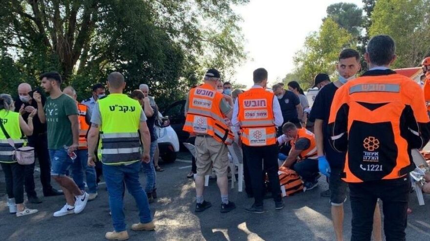 Yüzme havuzunda klor gazı sızıntısından 40 kişi zehirlendi