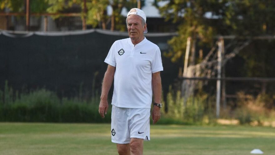 Mustafa Denizli hedefi belirledi