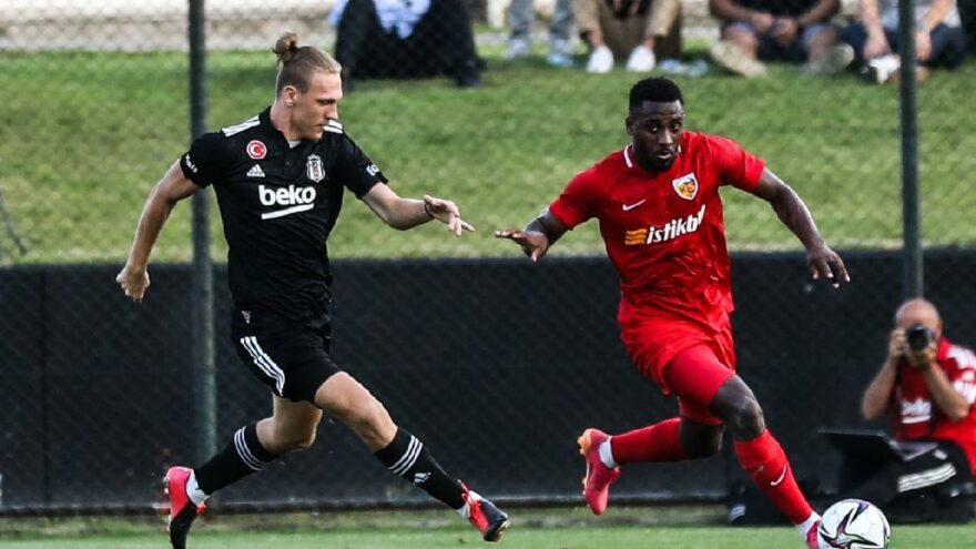 Beşiktaş hazırlık maçında Kayserispor’a 3-0 yenildi