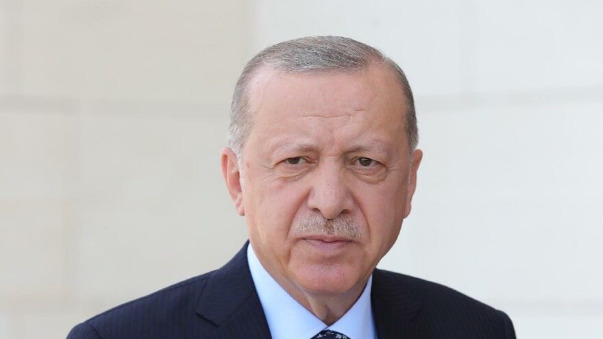 Erdoğan afet bölgesini havadan inceledi